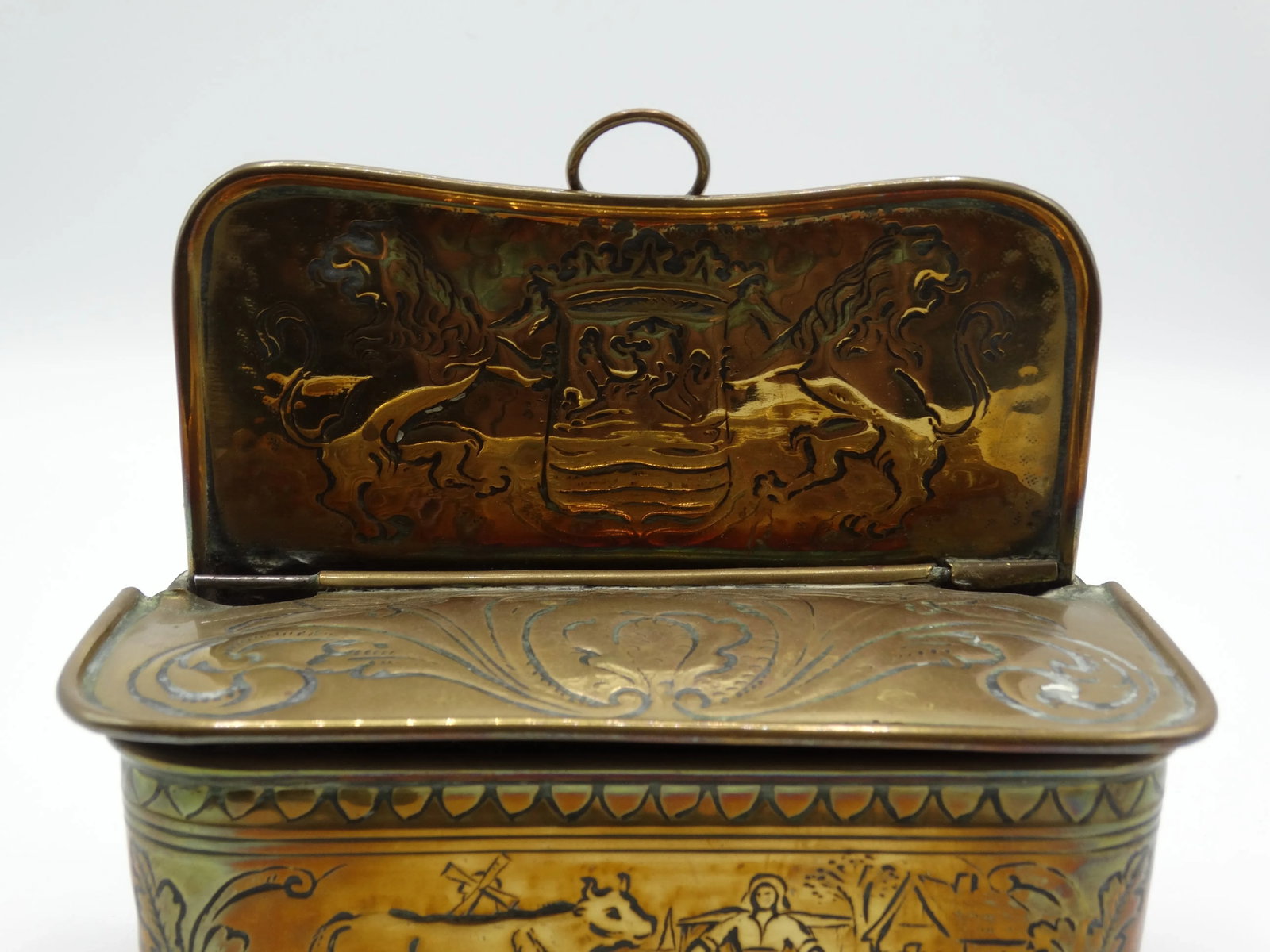 Antique Dutch Brass Lidded Candle Box - 5