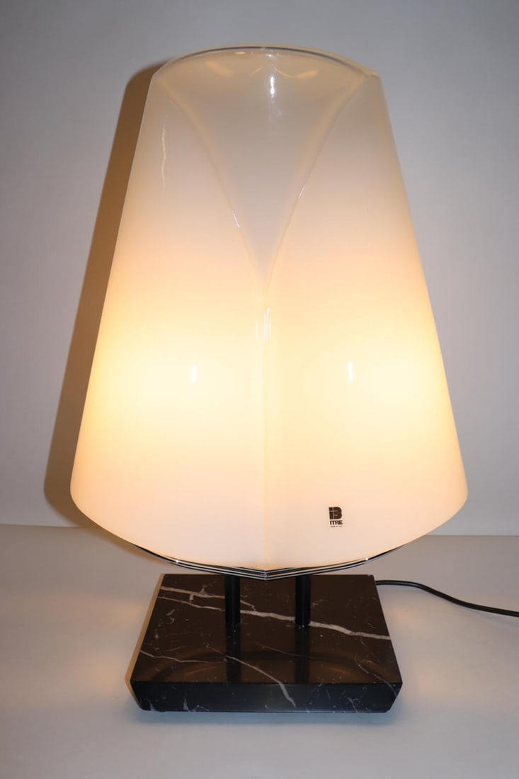 White Mid-Century Modern Murano Glass Table Lamp - 4
