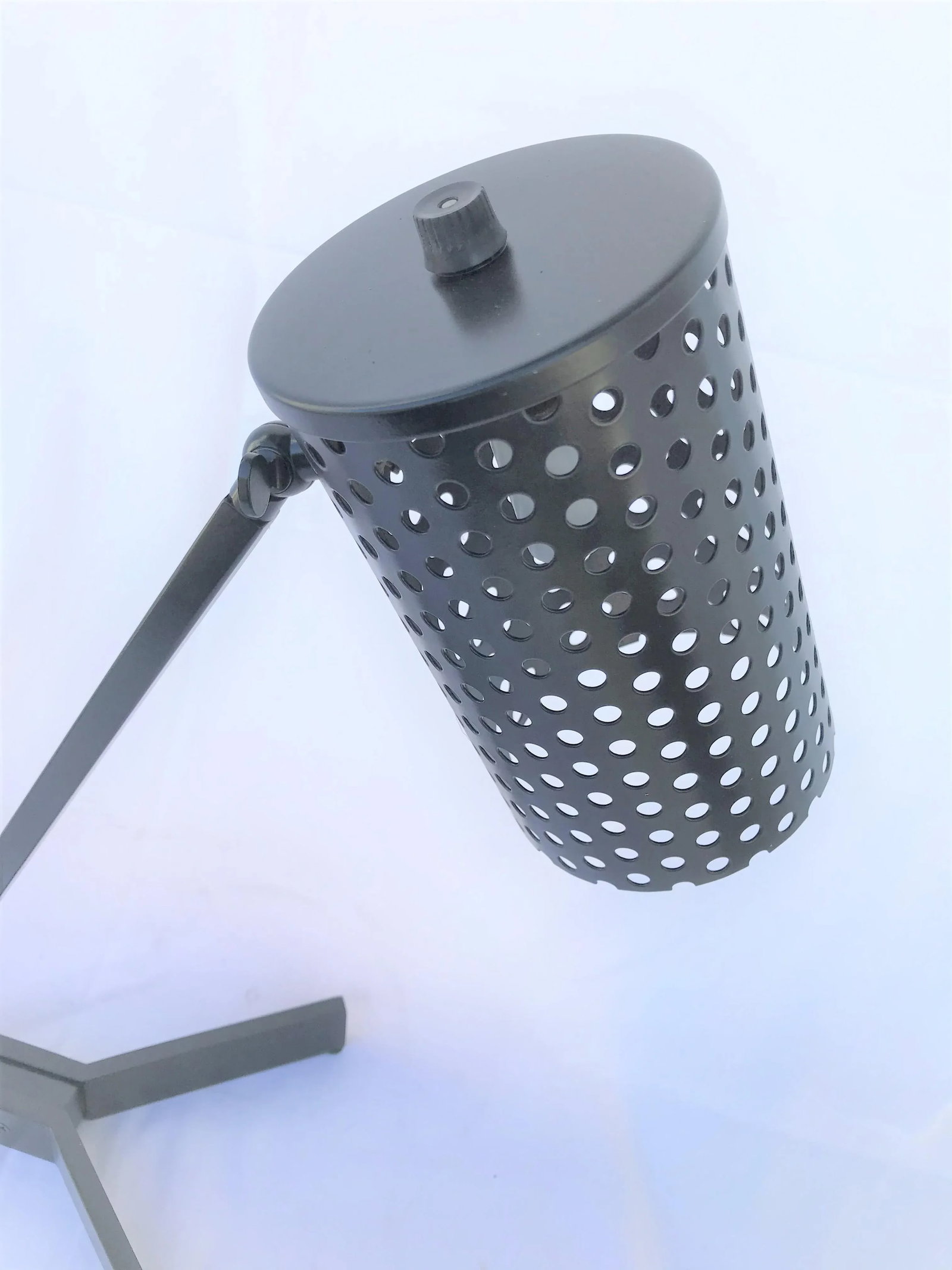 Deco Modern Desk Lamp - Steel Painted - 3