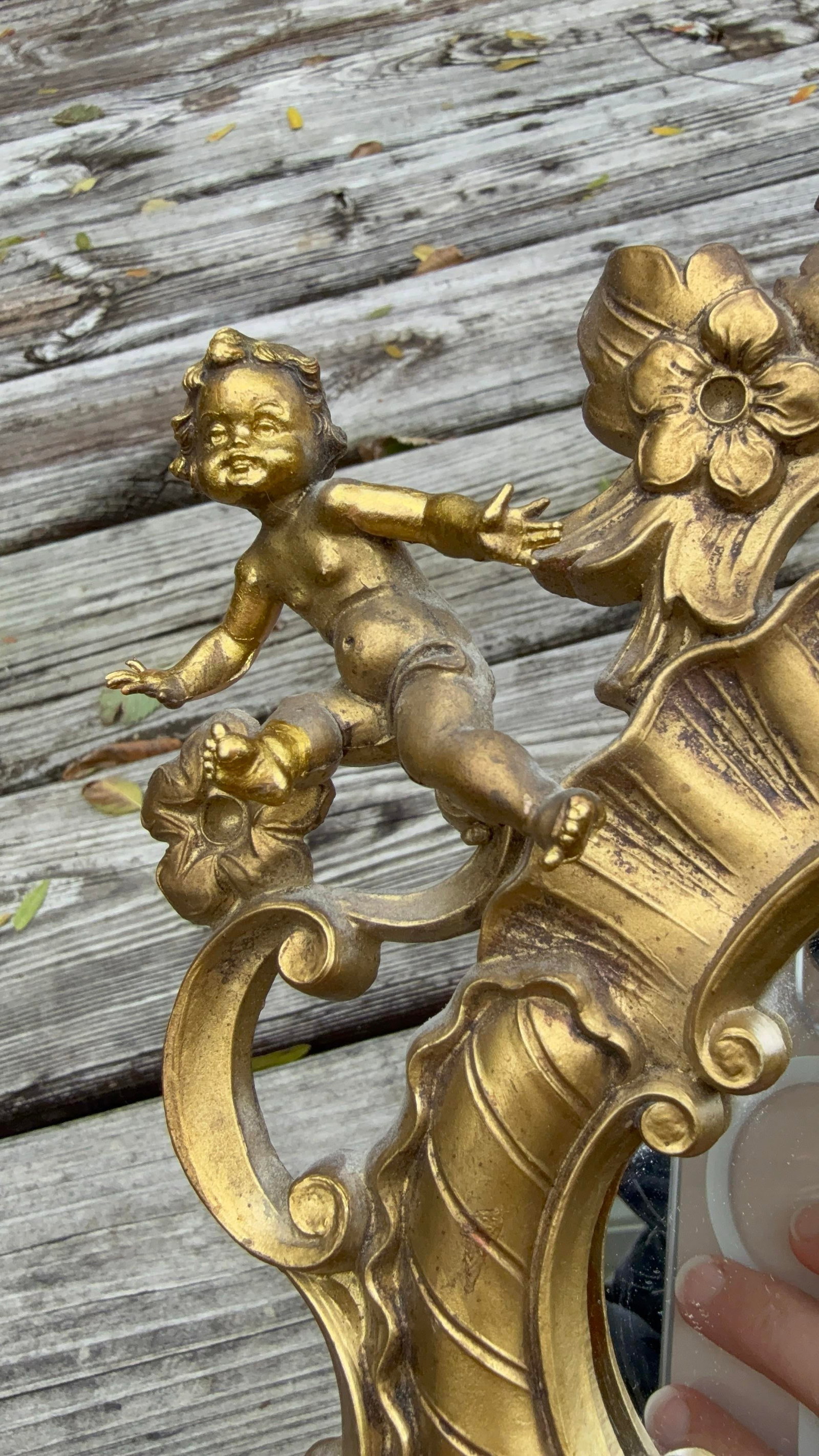 Small Italian Gilded Cherub Wall Mirror - 2