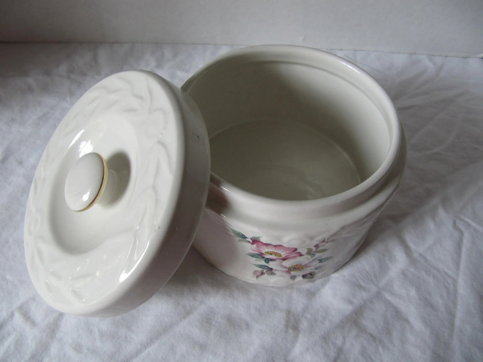 Vintage Ceramic Butter Crock With Flowers - 5
