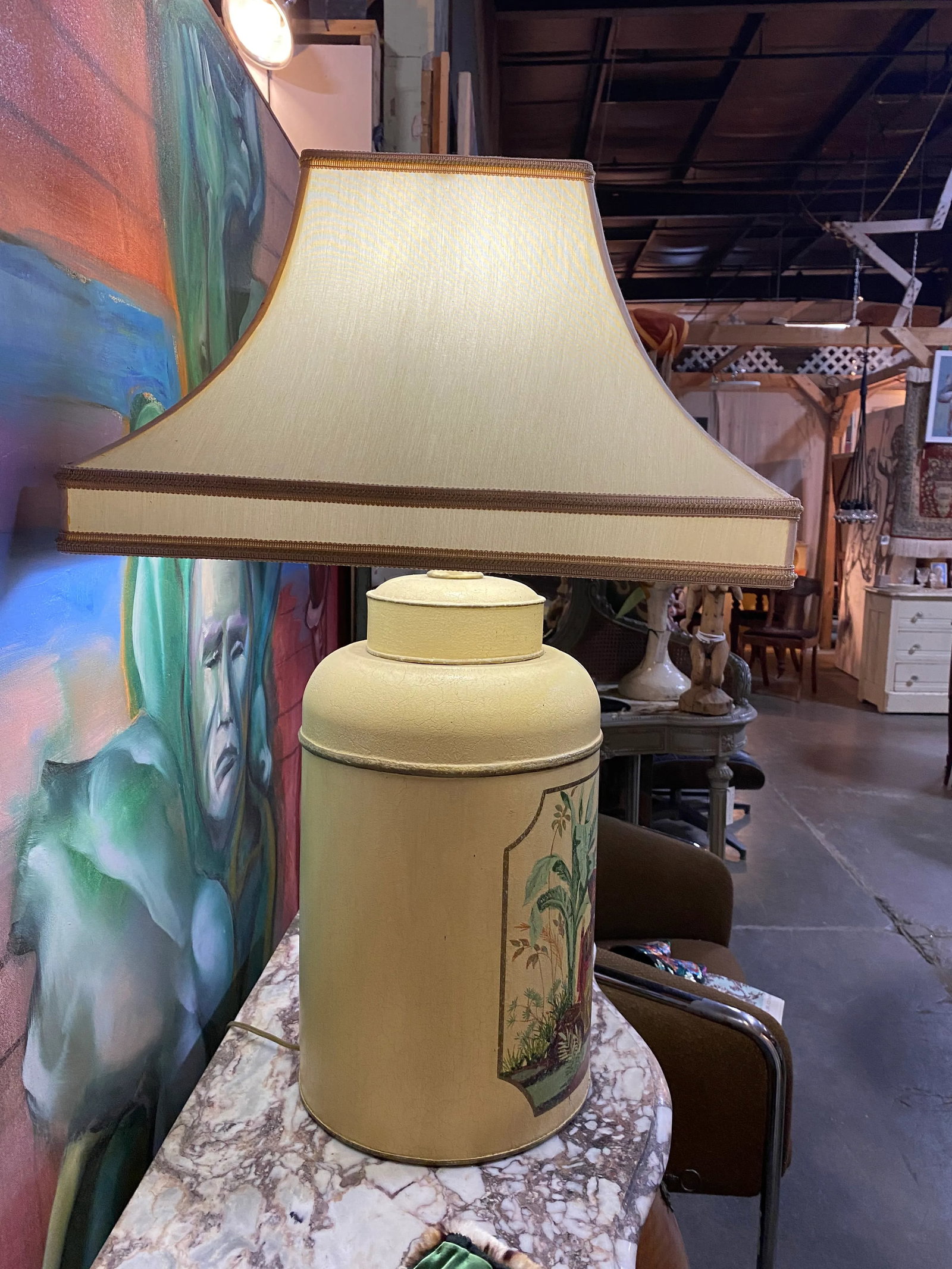 1970s Mid-Century Tole Hand Painted English Export Tea Caddy Lamp - 7