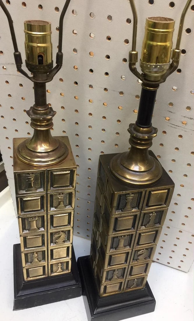 Vintage Laurel Table Lamps With Chess Motif - A Pair - 6