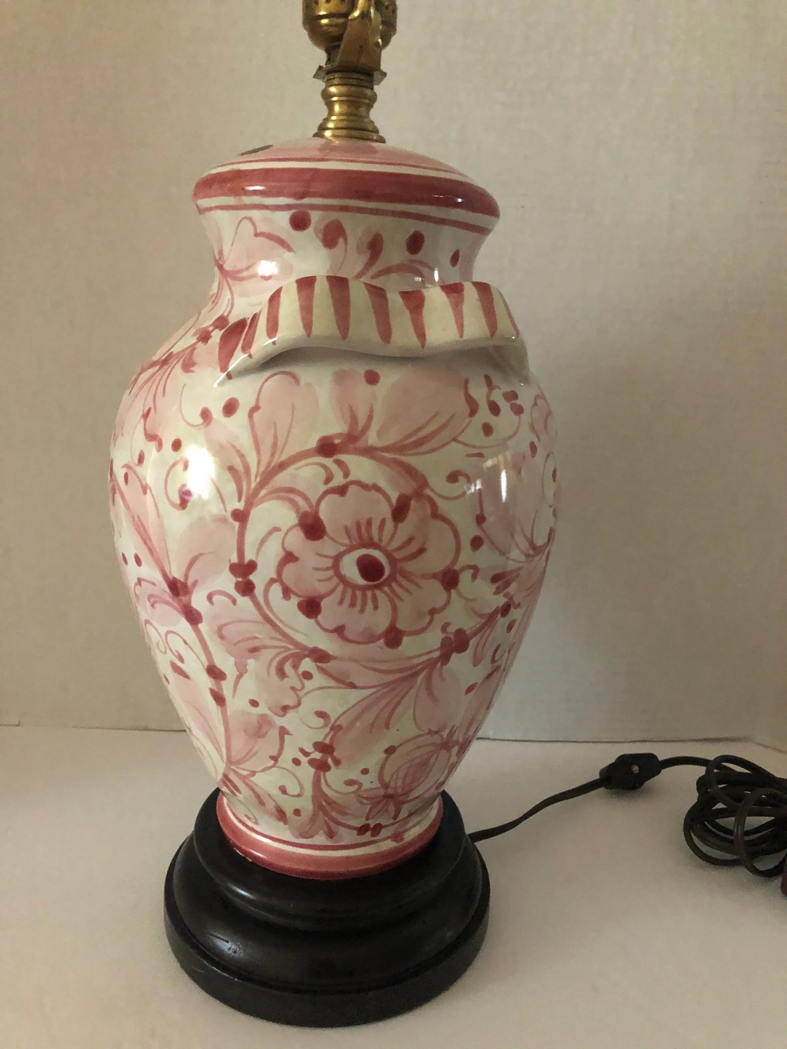 Vintage Mid 20th Century Italian Glazed Ceramic Pink Floral Table Lamp - 3