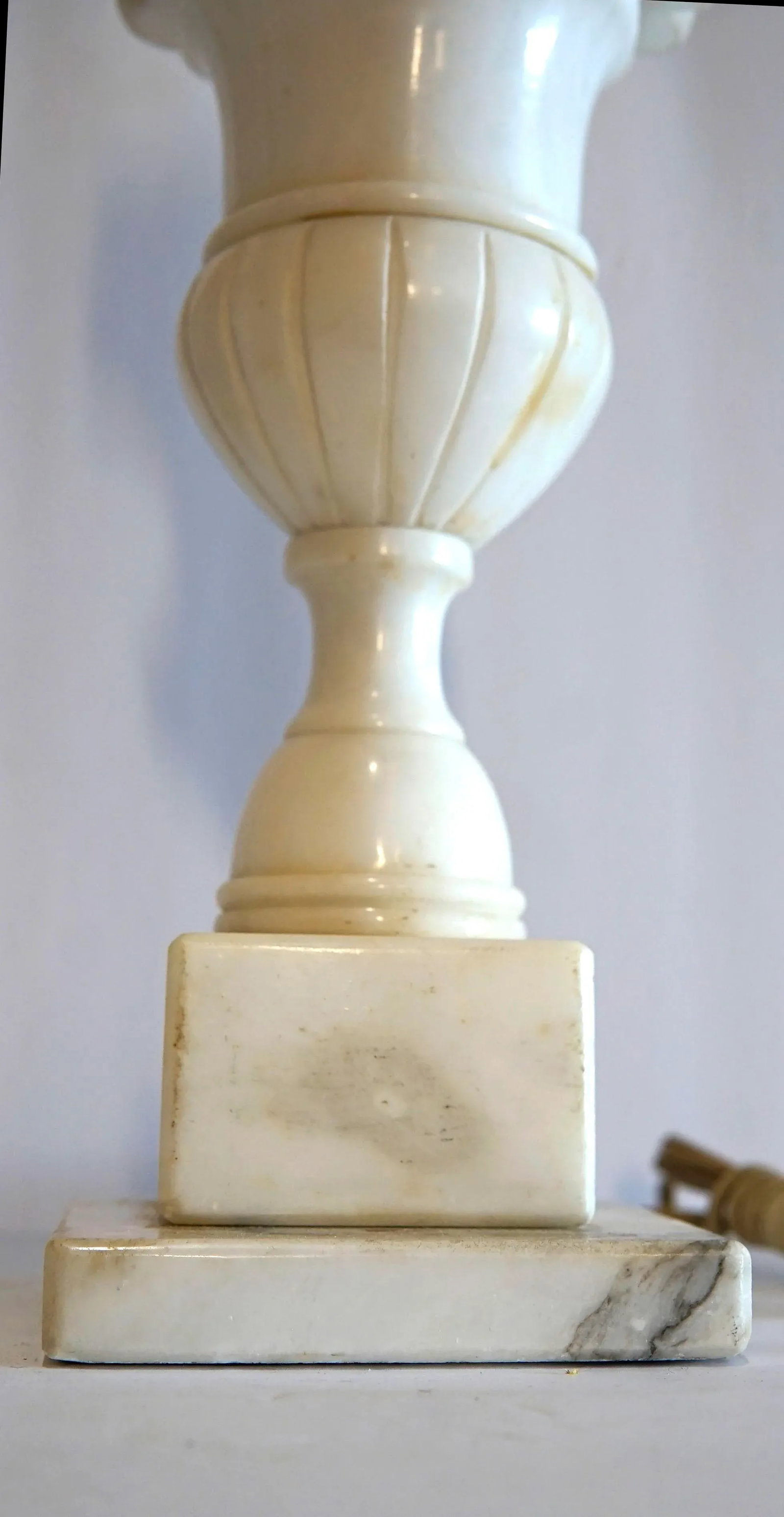 Late 19th Century Regency Alabaster Carved Table Lamp With Shade - 5