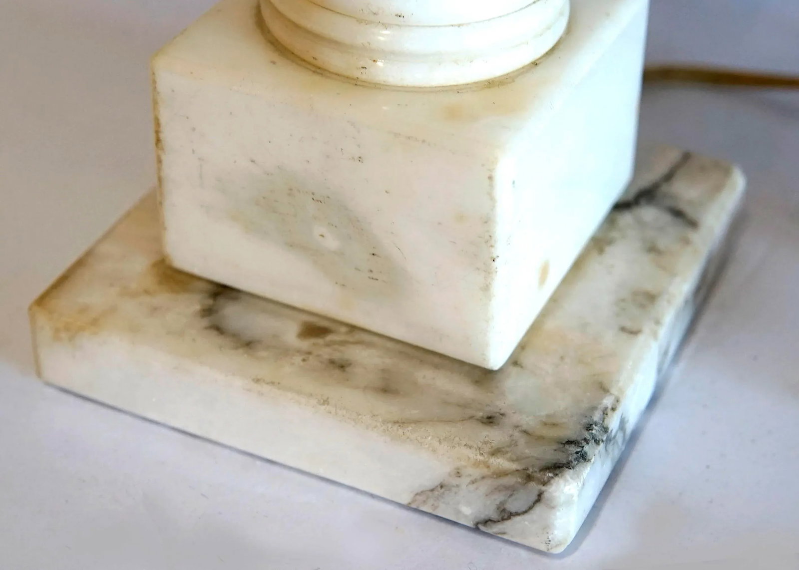 Late 19th Century Regency Alabaster Carved Table Lamp With Shade - 7