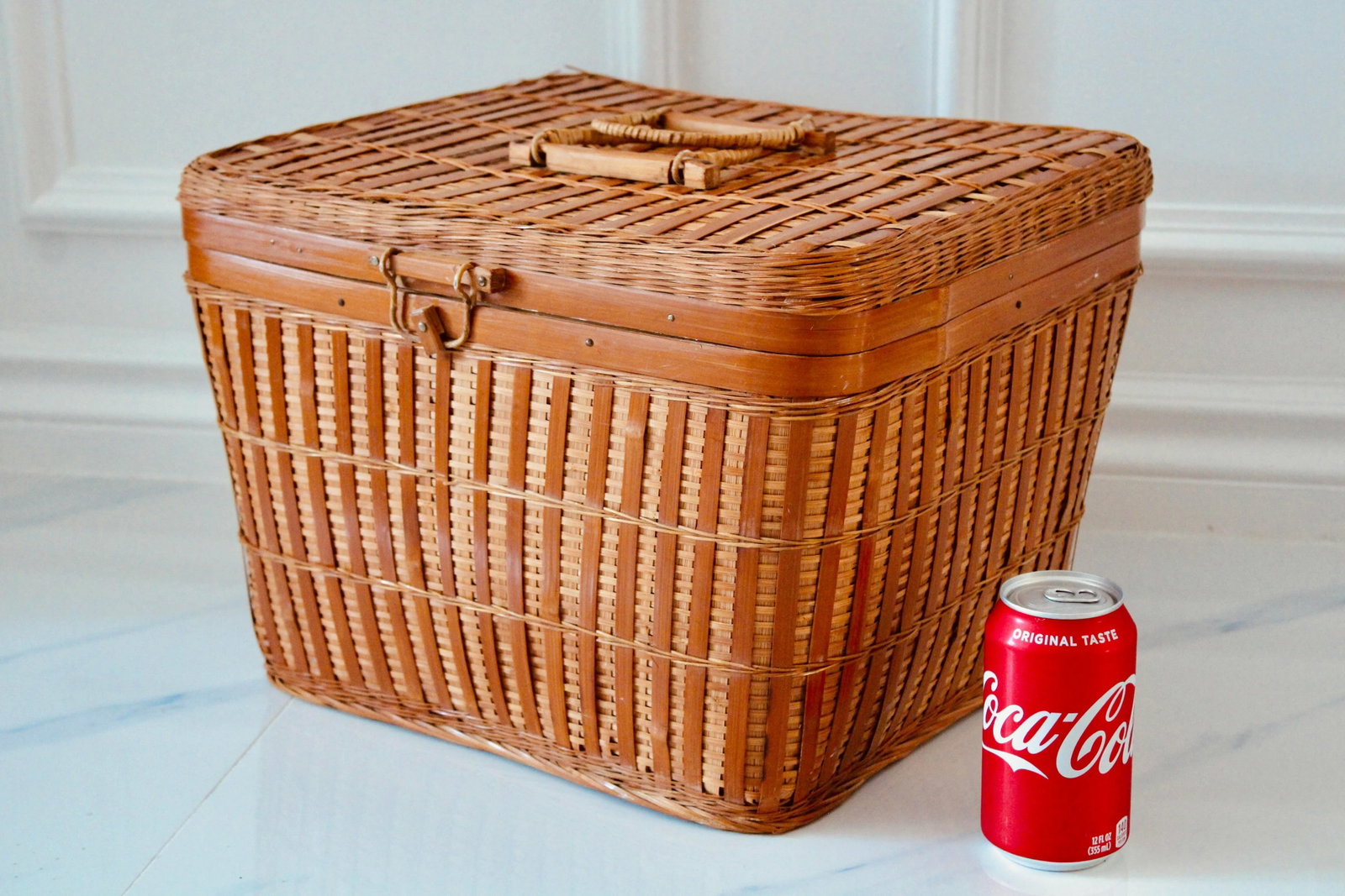 Vintage Asian Large Wicker Lidded Basket With Handles - 11