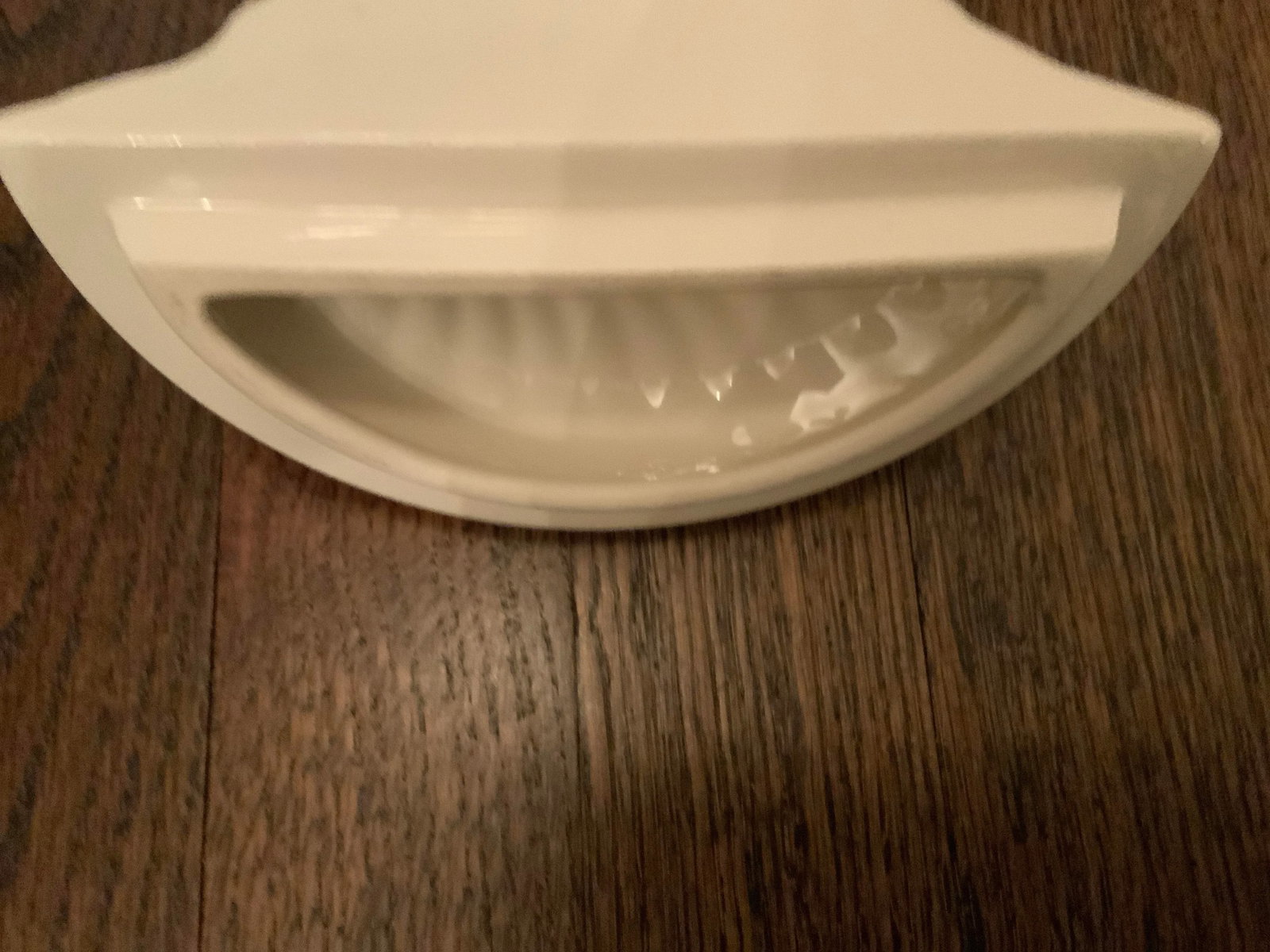 Mid Century White Ceramic Lavabo Fountain - 11