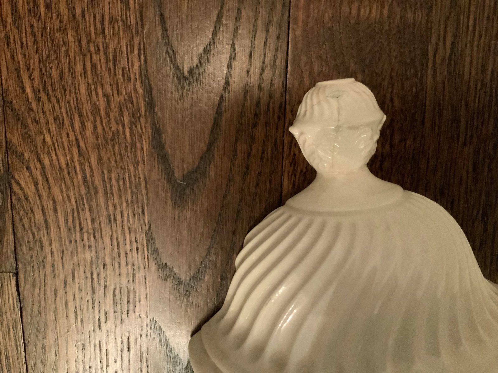 Mid Century White Ceramic Lavabo Fountain - 9
