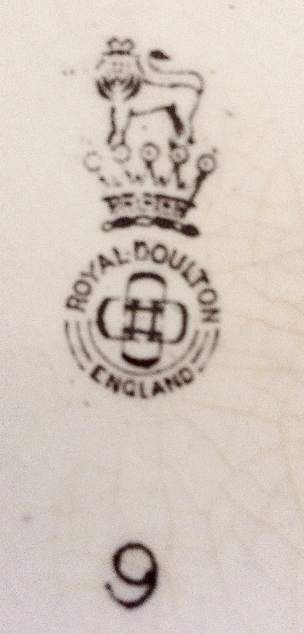 Royal Doulton Cups & Saucers - Set of 4 - 6