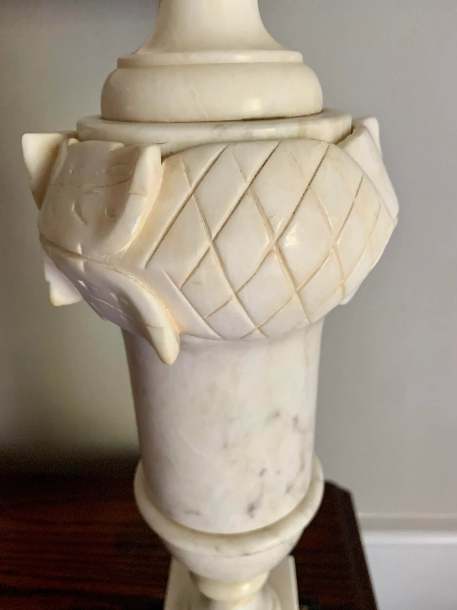 Vintage Early 20th Century Italian Alabaster and Marble Table Lamp - 11