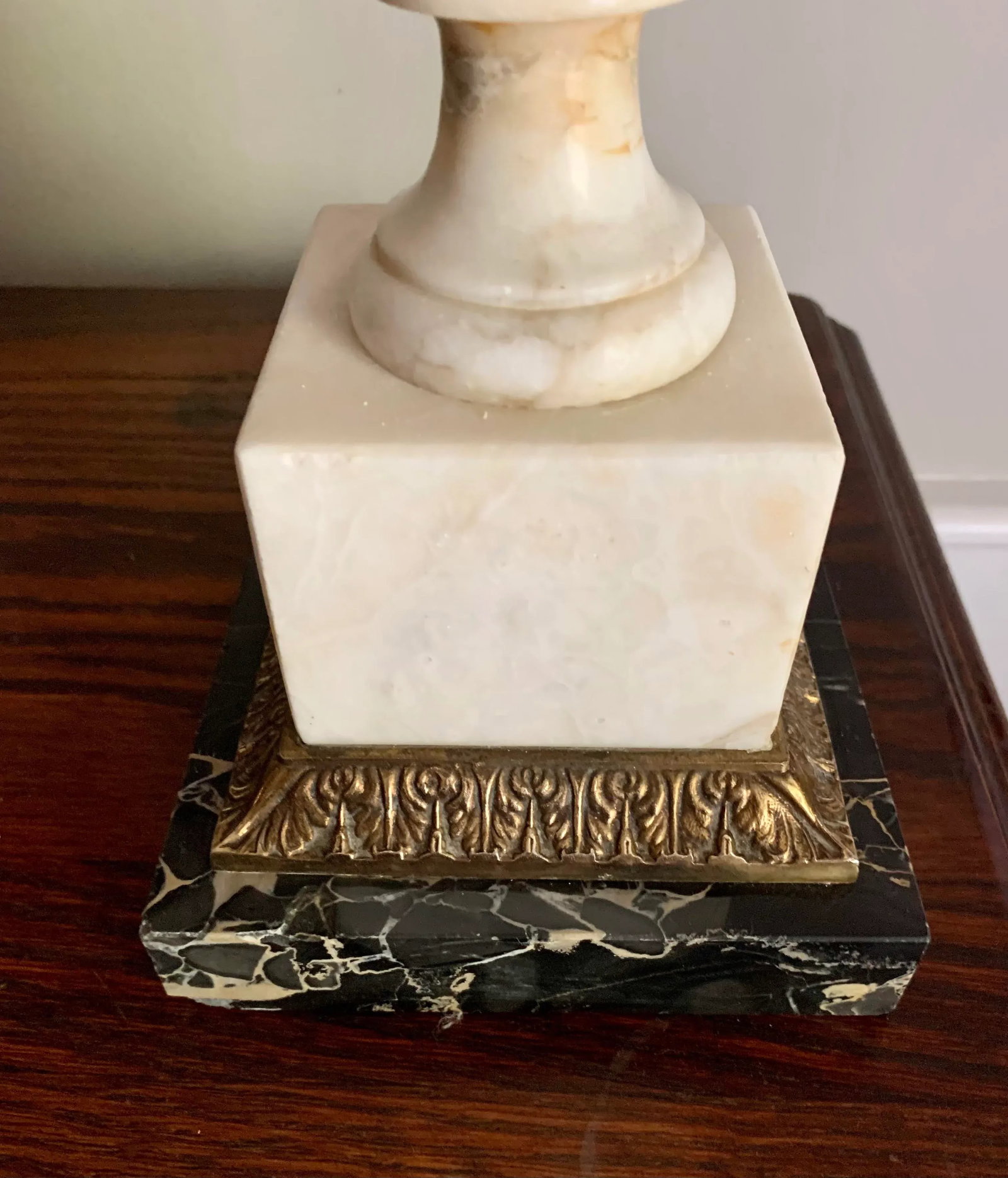 Vintage Early 20th Century Italian Alabaster and Marble Table Lamp - 12