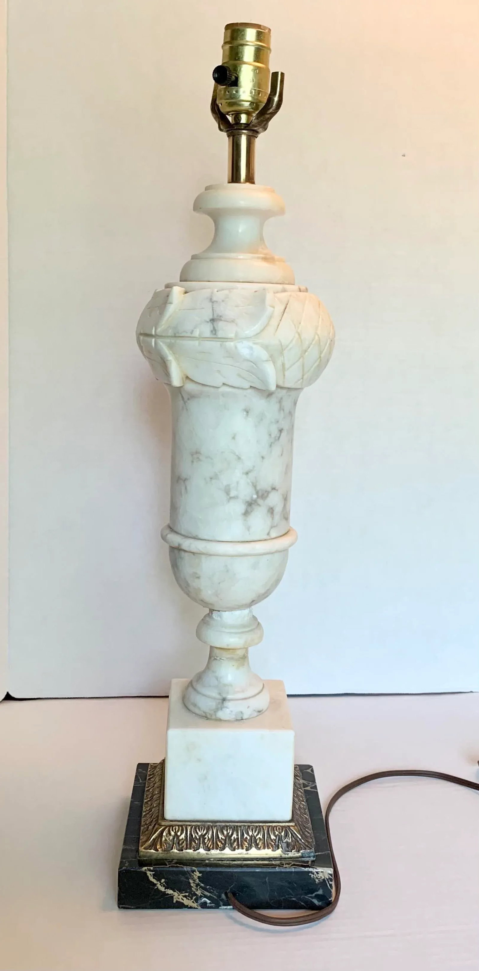 Vintage Early 20th Century Italian Alabaster and Marble Table Lamp - 6