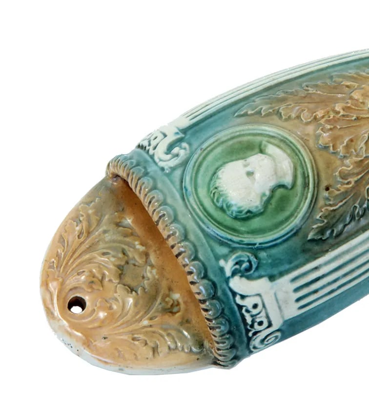 1910s Roseville Cameo Ceramic Wall Pocket - 3