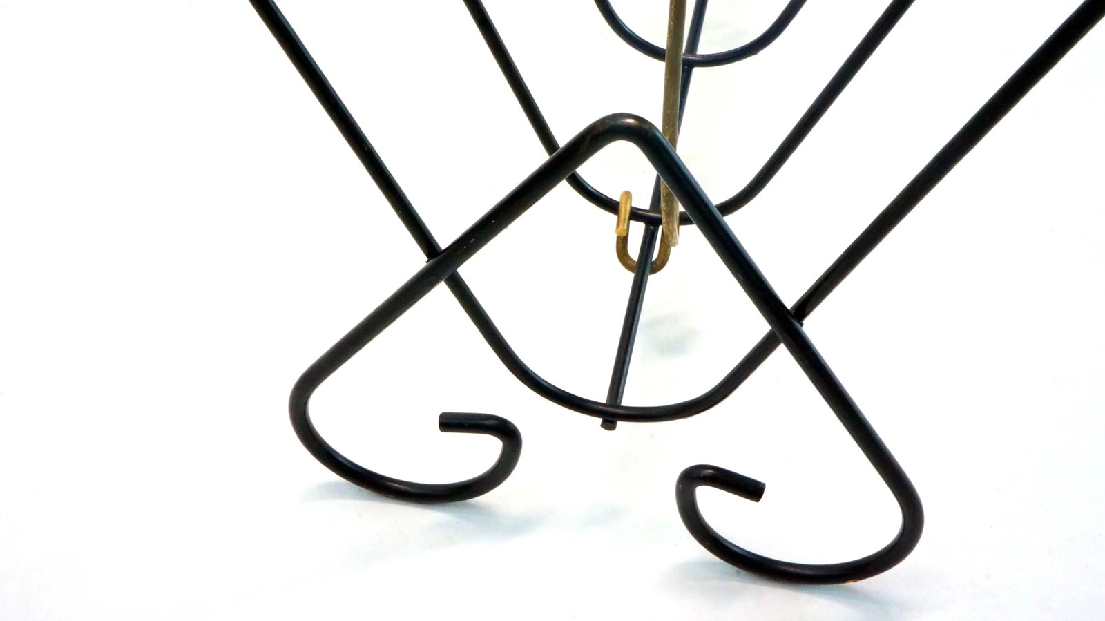Vintage Mid-Century Modern Metal Wire Magazine Rack - 5