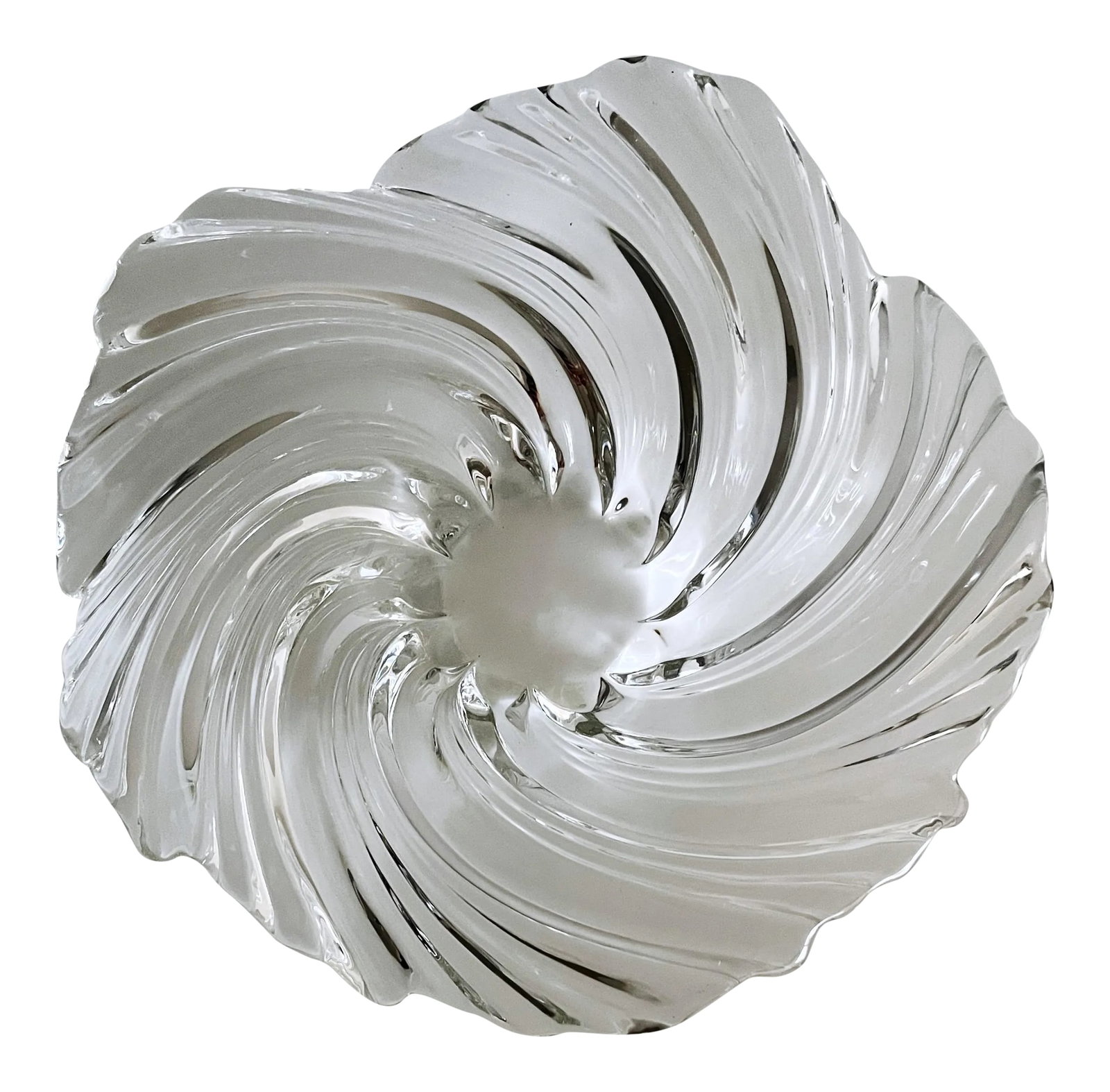 Vintage Mikasa Belle Epoque Swirl Crystal Low Bowl: Vintage Mikasa Belle Epoque swirl shape crystal bowl. A gorgeous, vintage accent piece. Made in Germany. Dimensions: 15" diameter, 3.5" high Condition: Alterations: Original Condition Unaltered