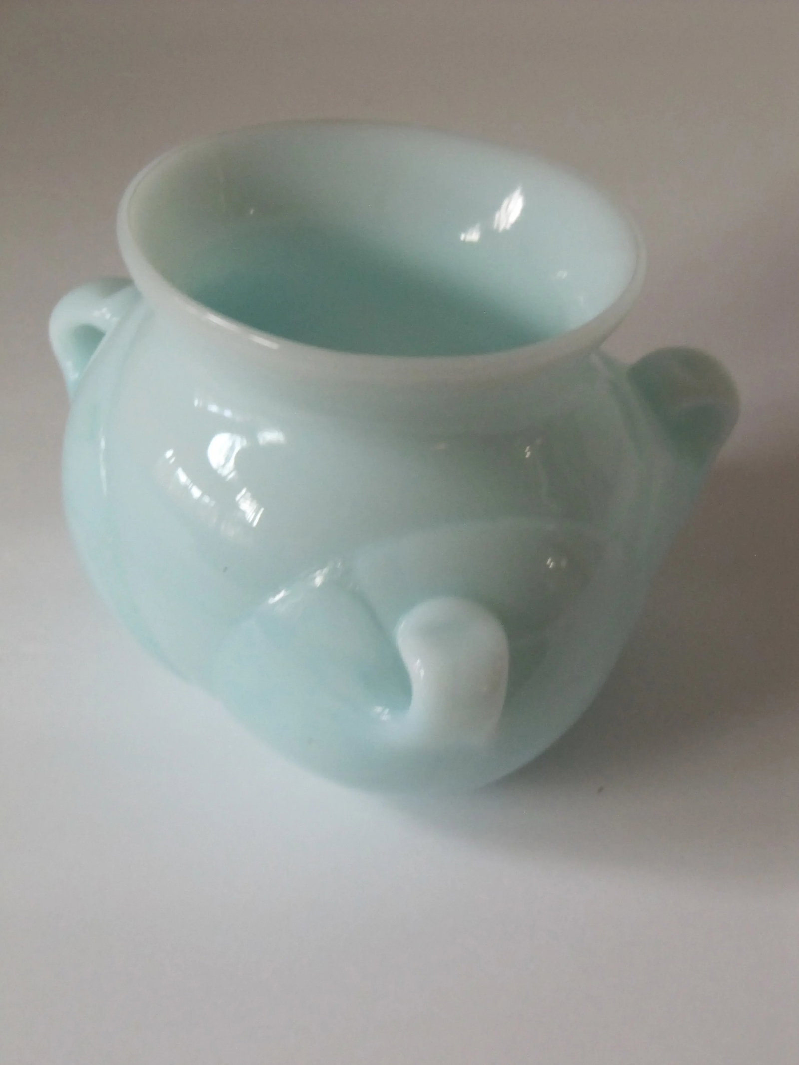 Pearlescent Blue Art Glass Vase - 3