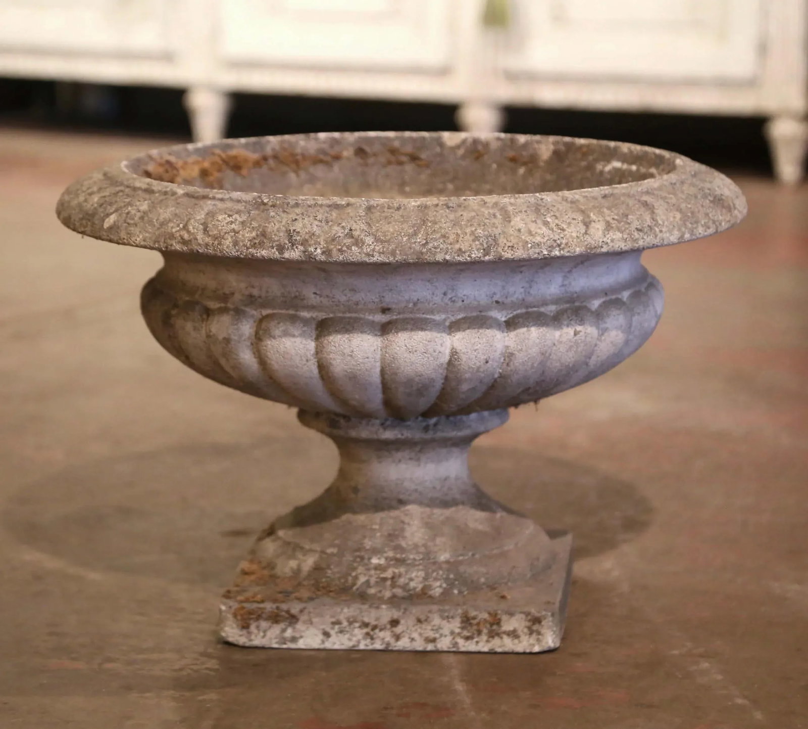 19th Century French Weathered Carved Stone Garden Planter Jardiniere - 2