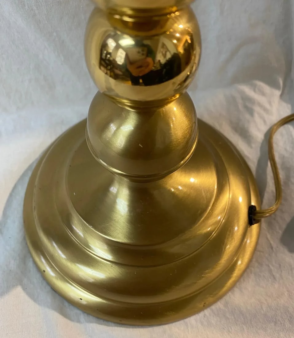 Vintage Brass Black and Gold Lamp With Metal Shade - 3