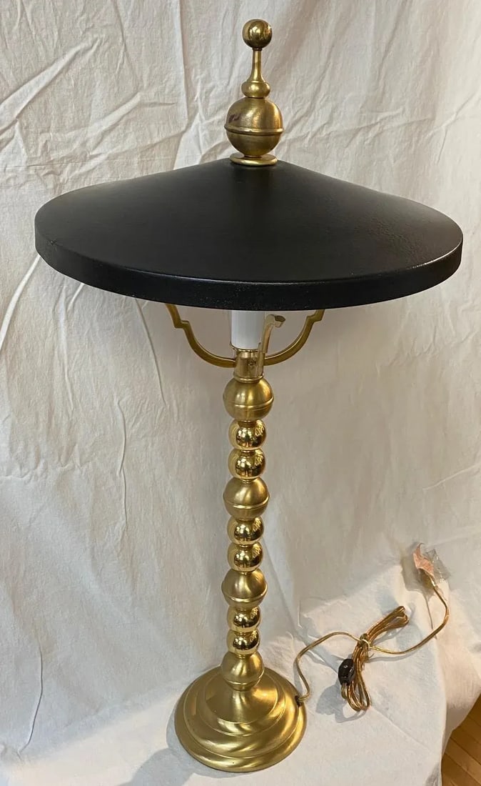 Vintage Brass Black and Gold Lamp With Metal Shade - 4