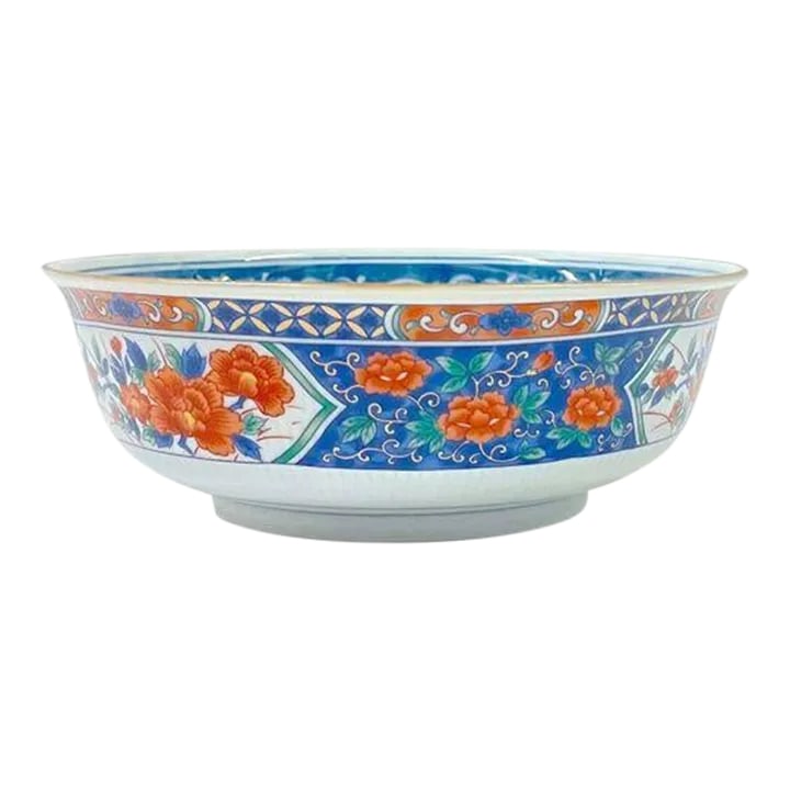 Vintage Tiffany & Co. Porcelain Floral Bowl: Vintage Tiffany porcelain floral bowl. Marked: "Tiffany & Co." Condition: Alterations: Original Condition Unaltered Imperfections: Some Imperfections Condition Notes: Excellent Condition Origin: