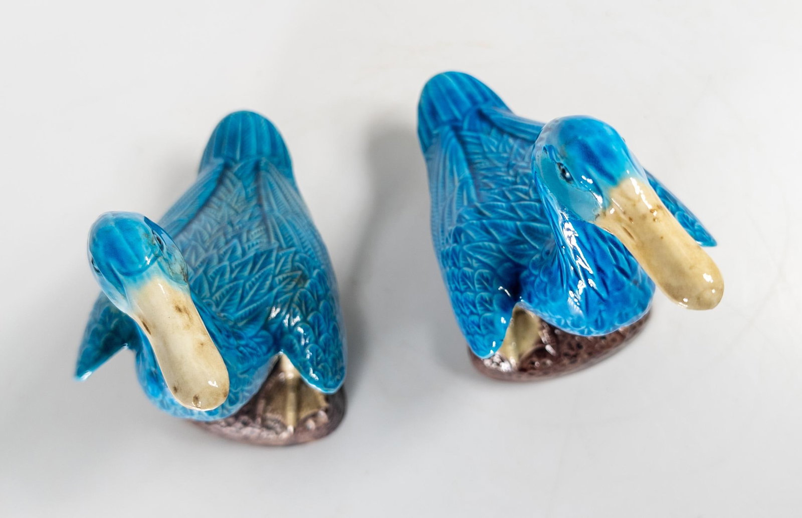 20th Century Pair of Chinese Turquoise Blue Glazed Chinoiserie Ducks or Geese - 8