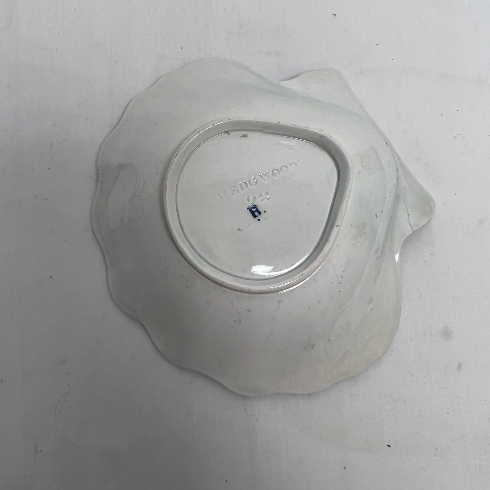 Antique Wedgwood Shell Relish Dish 1905 - 2