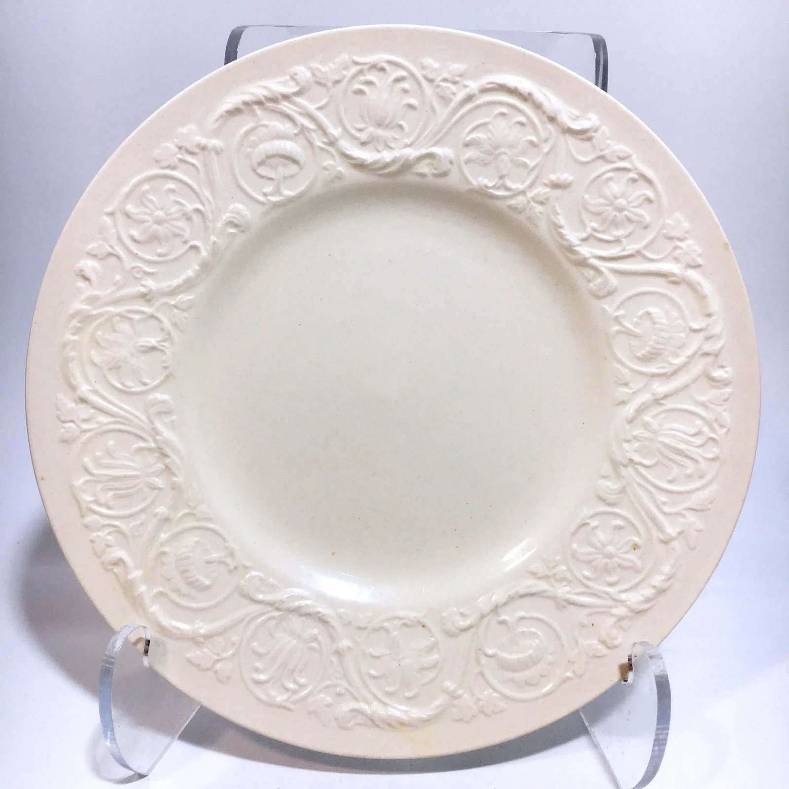 Wedgwood Patrician Luncheon Plates - Set of 7 - 6