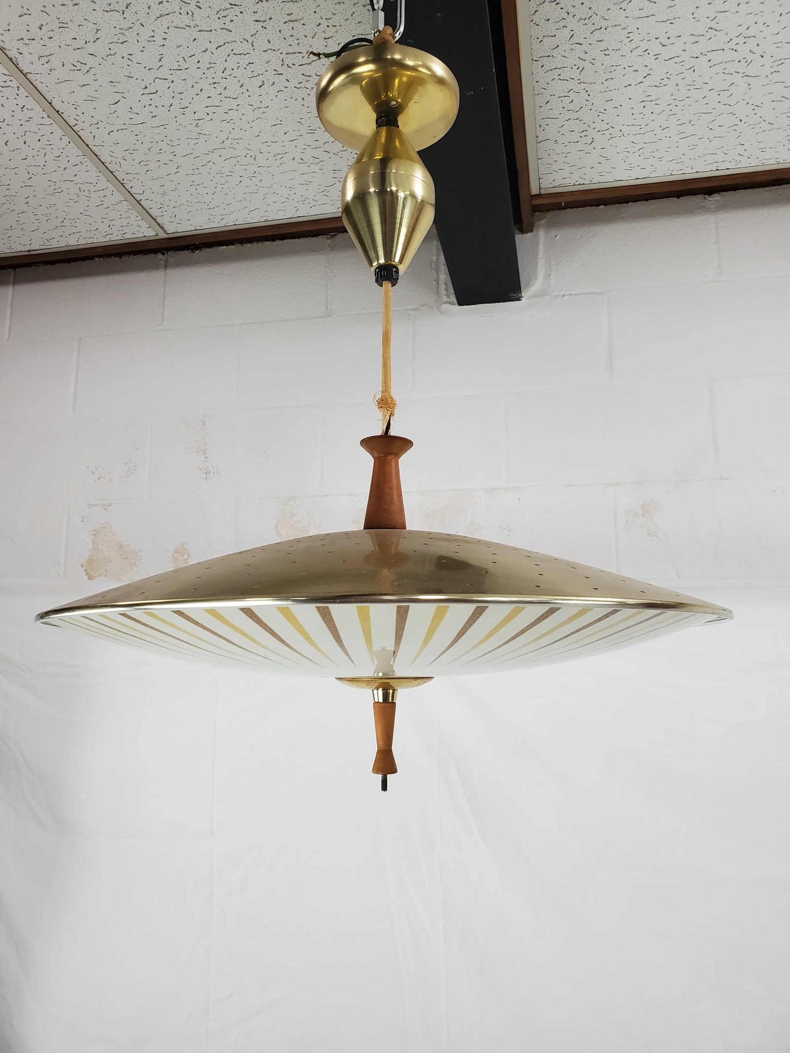 Large Mid-Century Brass & Frosted Glass Pull Retractable Saucer Pendant by Artolier - 11