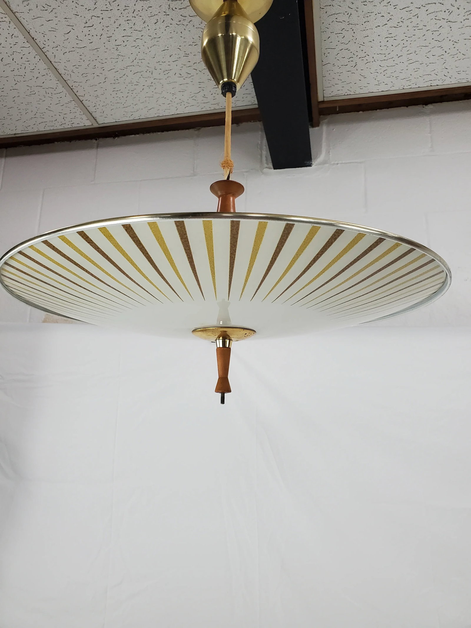 Large Mid-Century Brass & Frosted Glass Pull Retractable Saucer Pendant by Artolier - 6