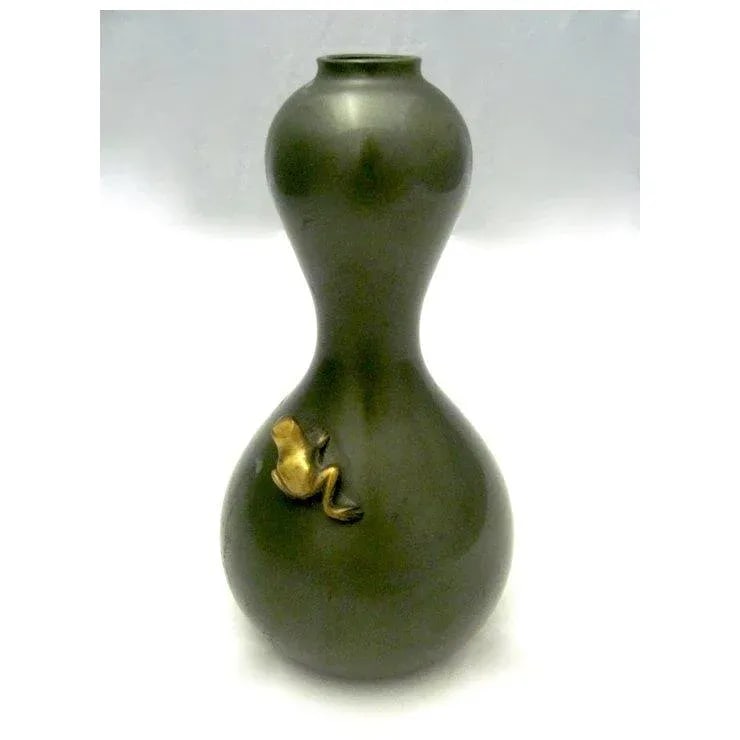 Bronze Japanese Vase With Frog Signed - 2