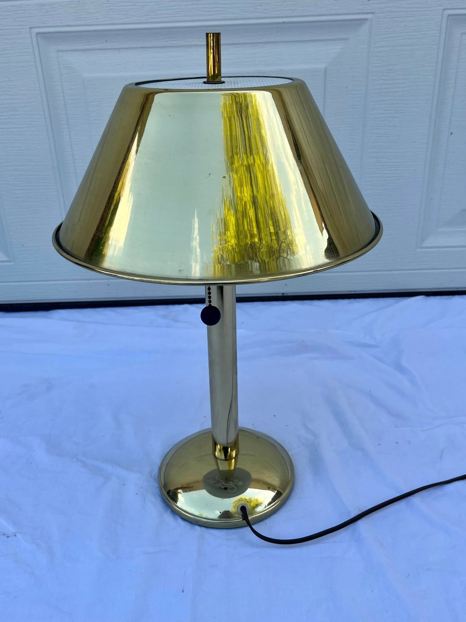Mid-Century Brass Lamp With Brass Shade - 4
