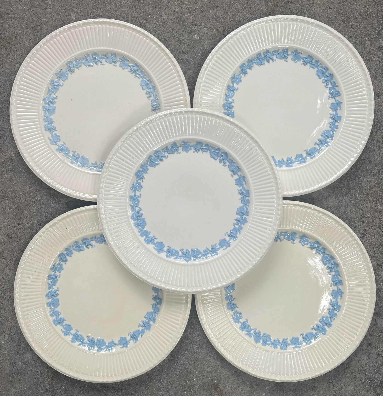 Antique Wedgwood Queensware "Edme" Plates in Light Blue Blue and Cream- Set of 5 - 7