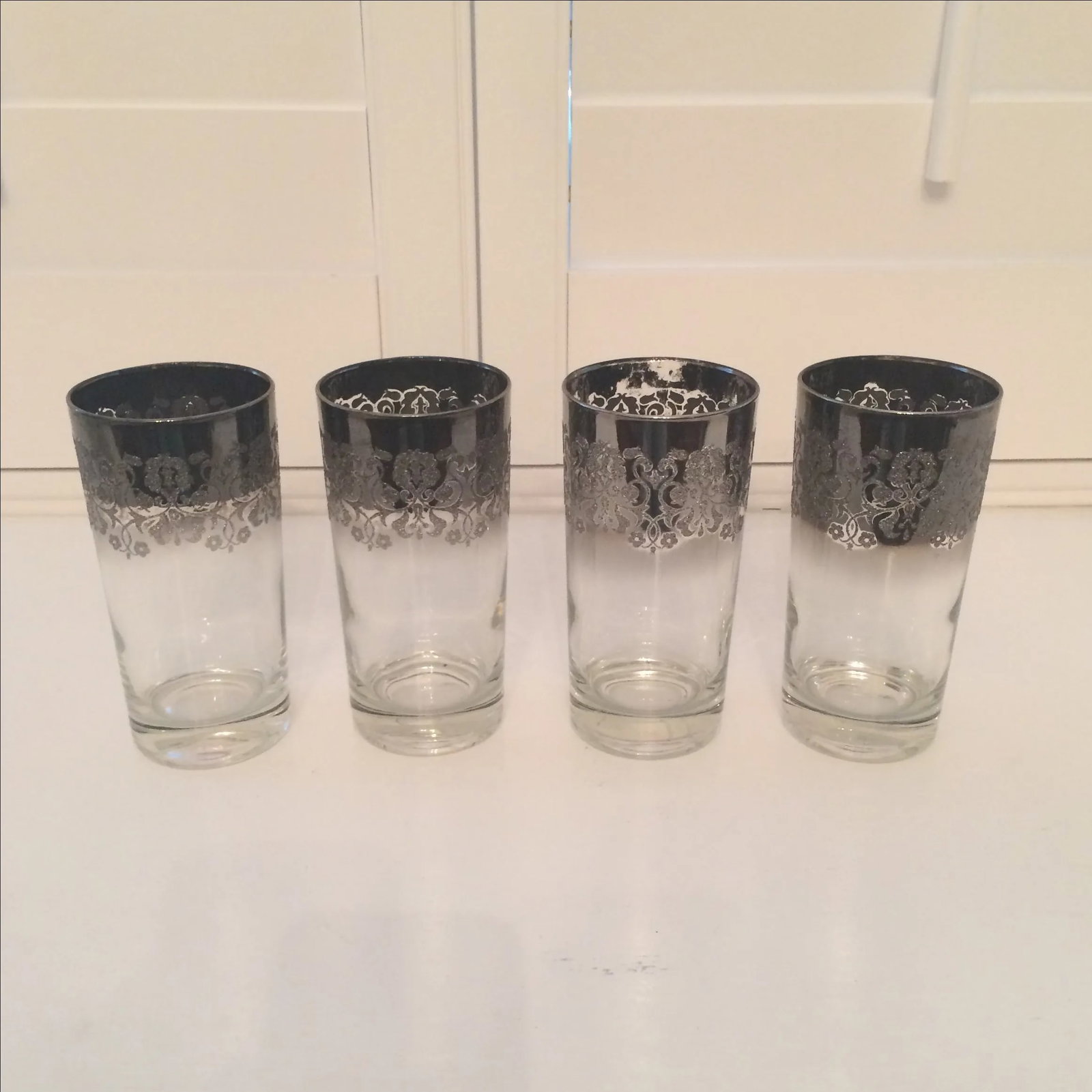 Dorothy Thorpe Ombre Embossed Glasses - Set of 4 - 2