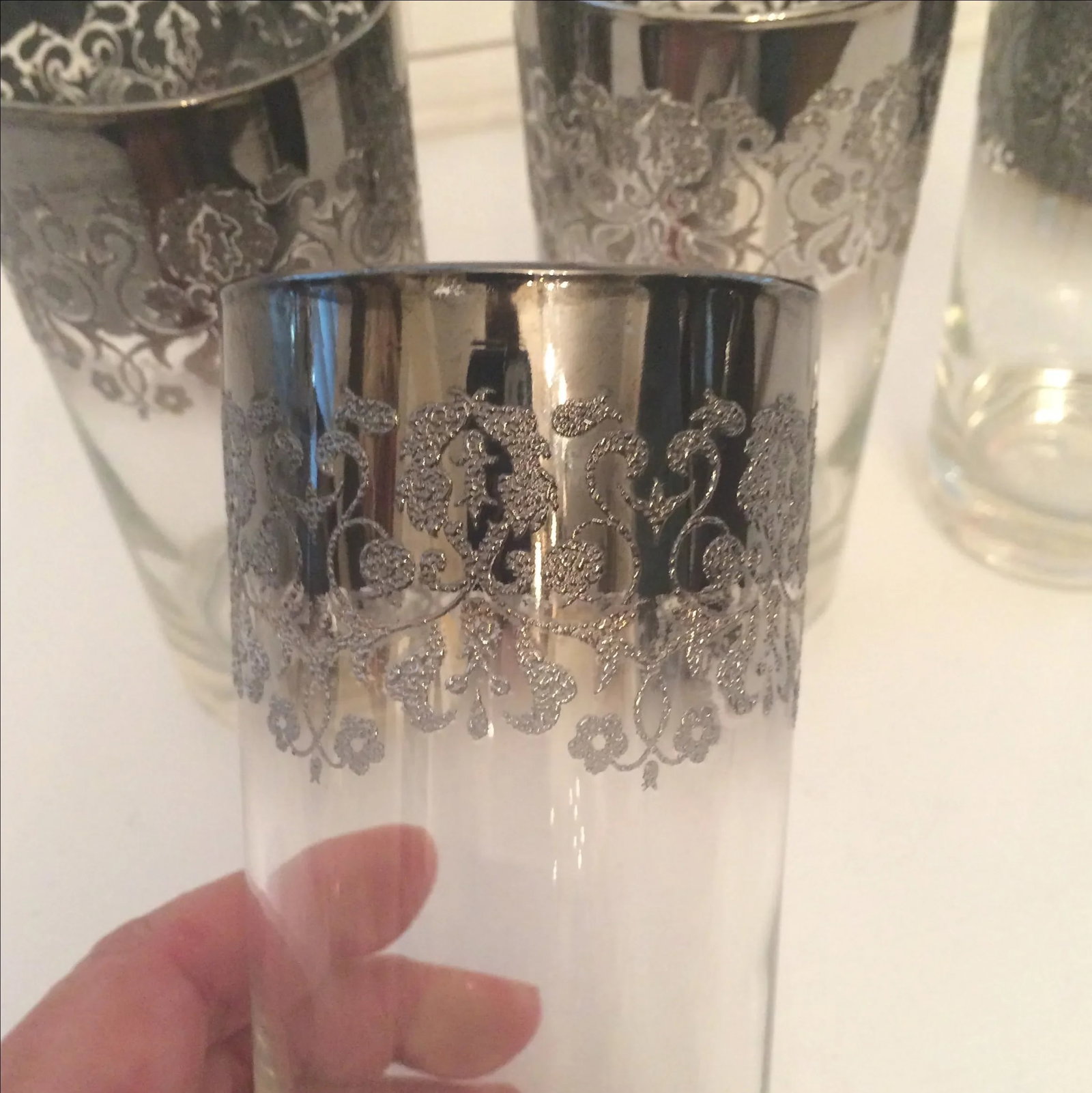 Dorothy Thorpe Ombre Embossed Glasses - Set of 4 - 8