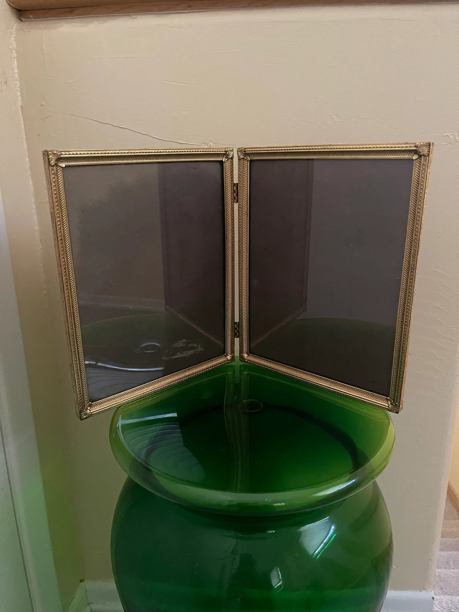 Vintage Double Swing Large Frames With Delicate Carving - 13