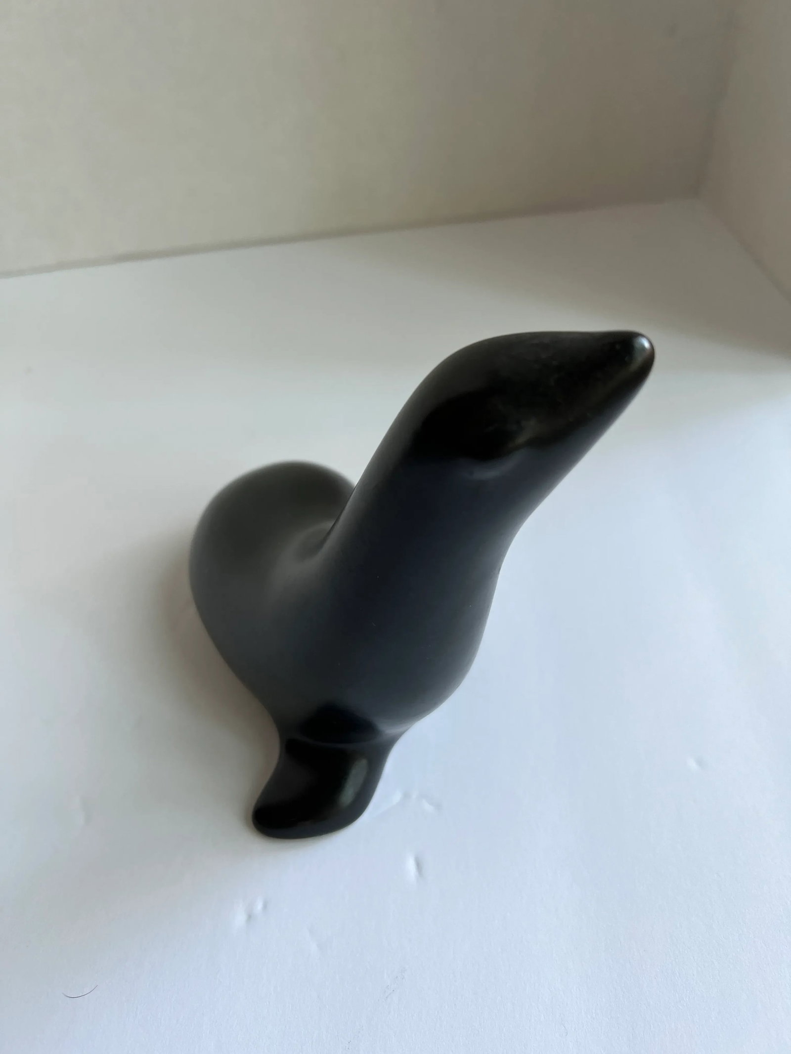 Mid-Century Howard Pierce Black Seal Figurine - 2