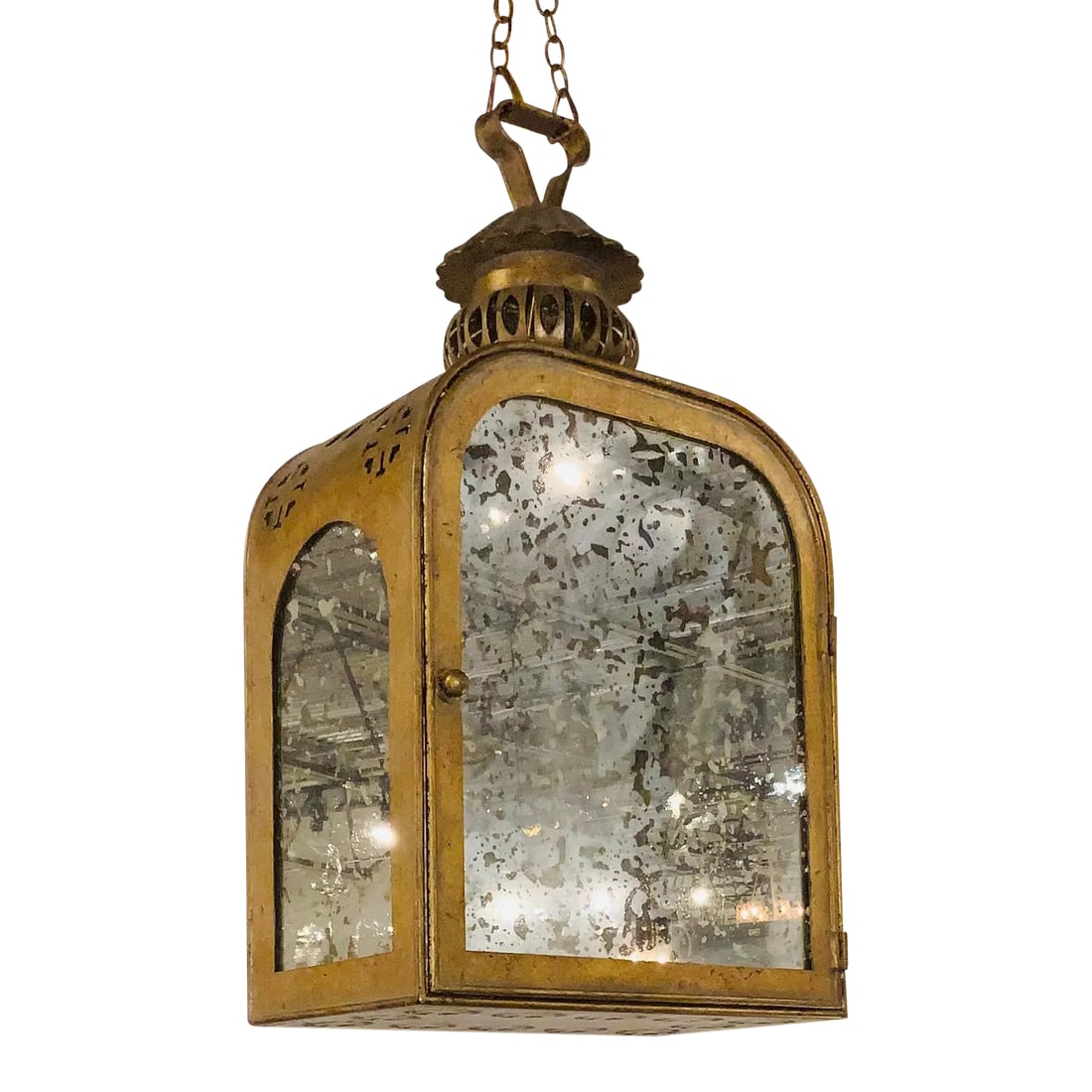 Currey & Co. French Gold Finished Mercer Lantern: Original retail $17,04, stylish Currey & Co. French Gold Finished Mercer Lantern, antique mirror, showroom floor sample Condition: Imperfections: Some Imperfections Condition Notes: Showroom floor sam