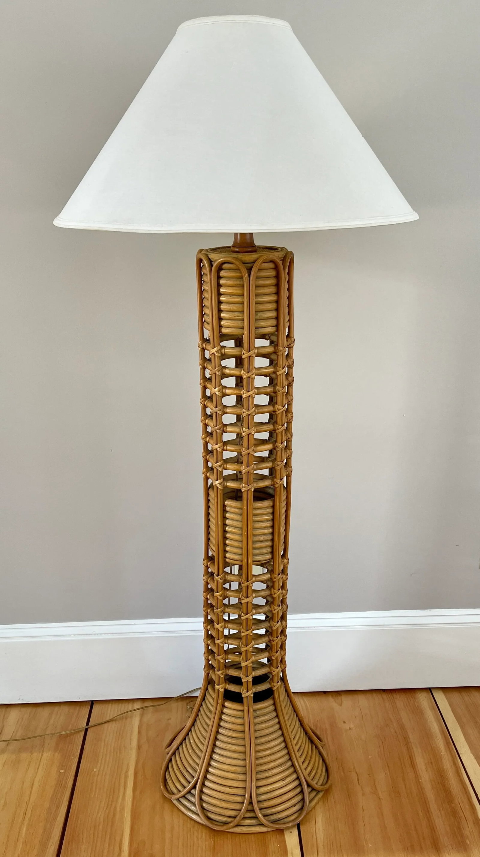 Mid-Century Rattan Floor Lamp With Shade - 2