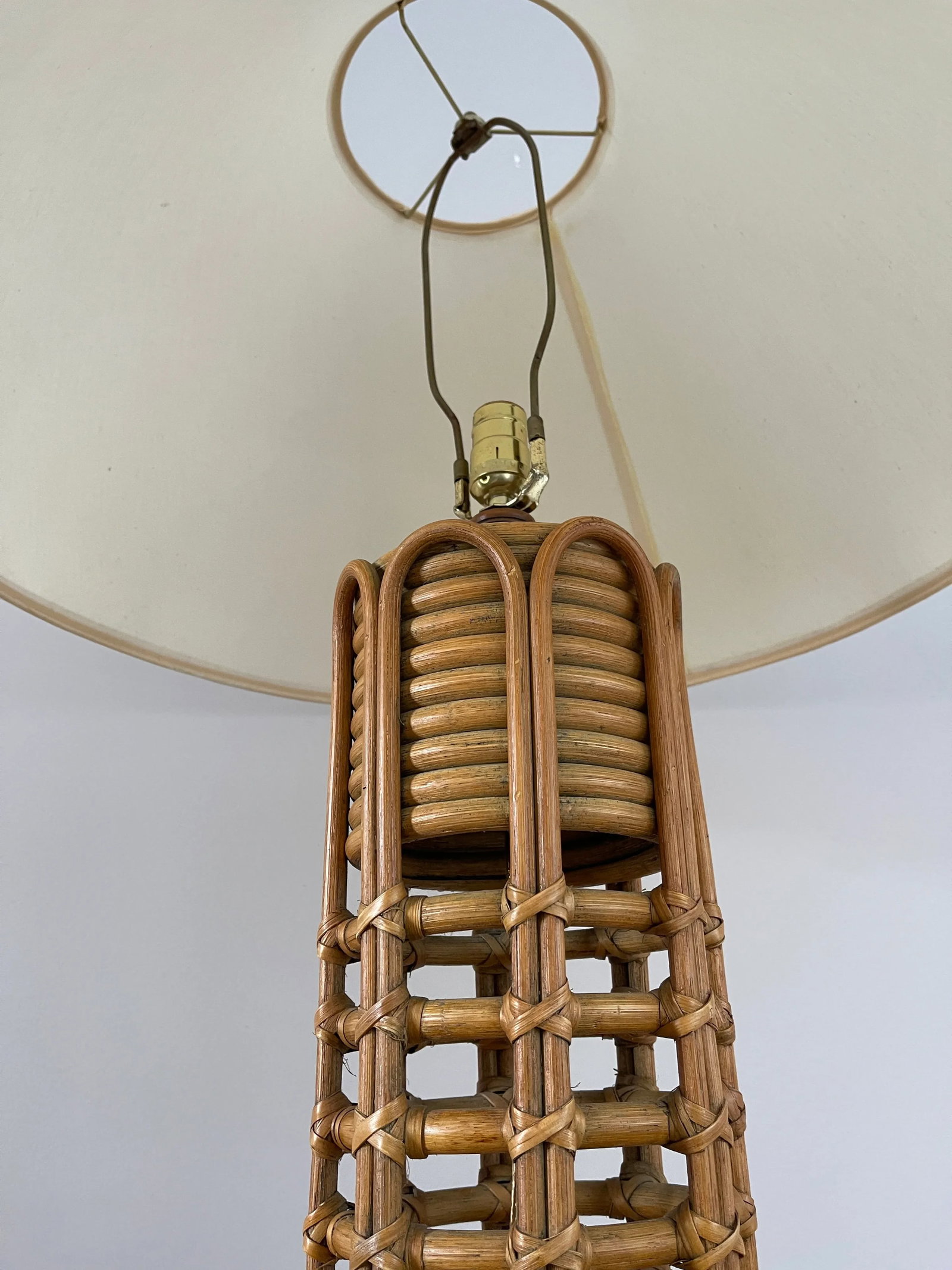 Mid-Century Rattan Floor Lamp With Shade - 3