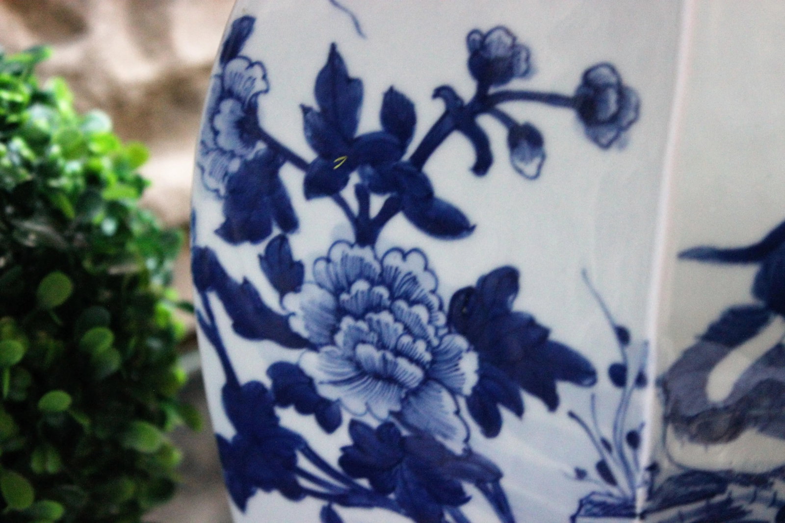 1960s Blue and White Ginger Jar with Foo Dog Floral Flowers Large Tall Chinoiserie - 7