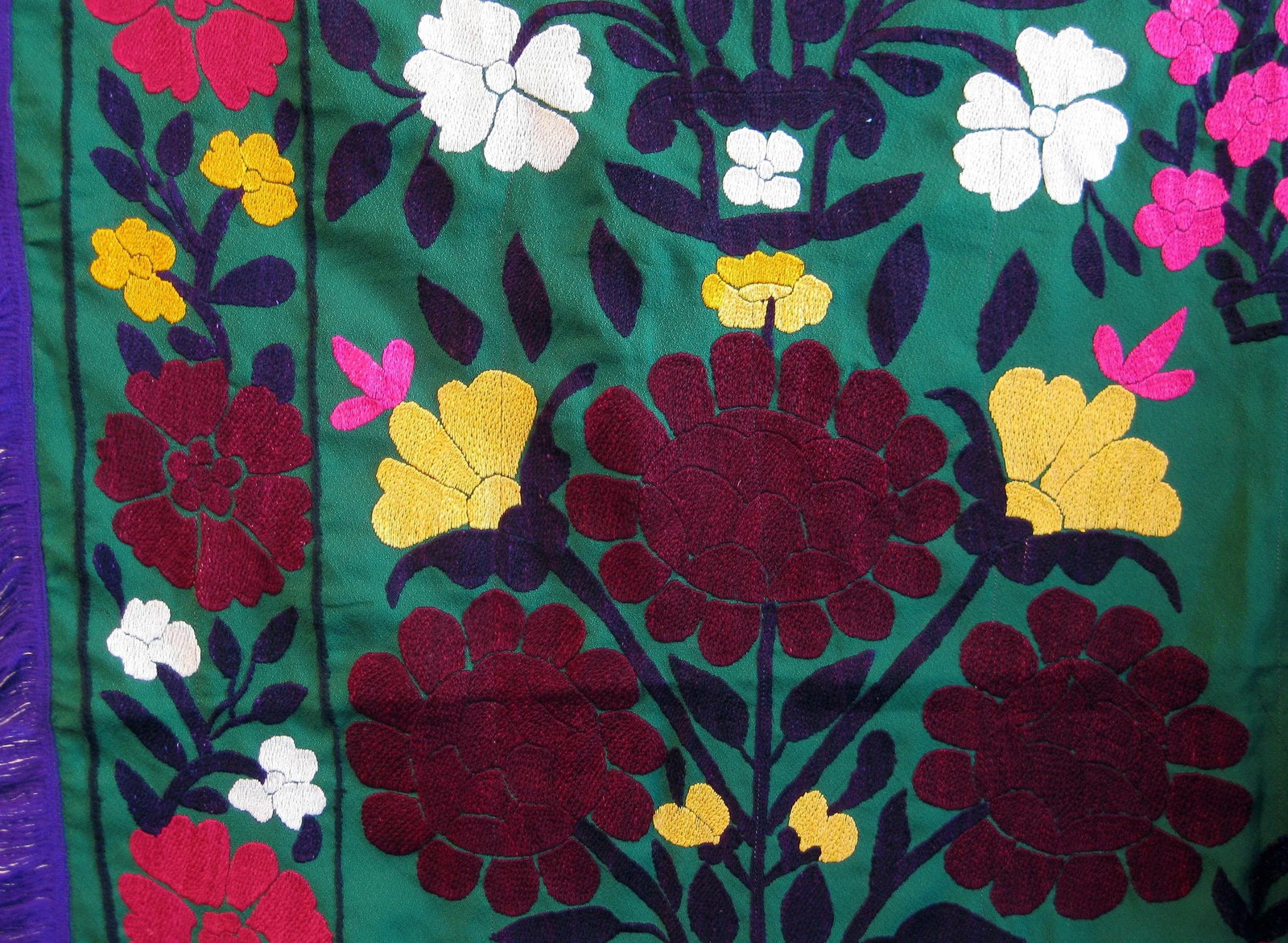 Dark Green Vintage Suzani Embroidery - 3