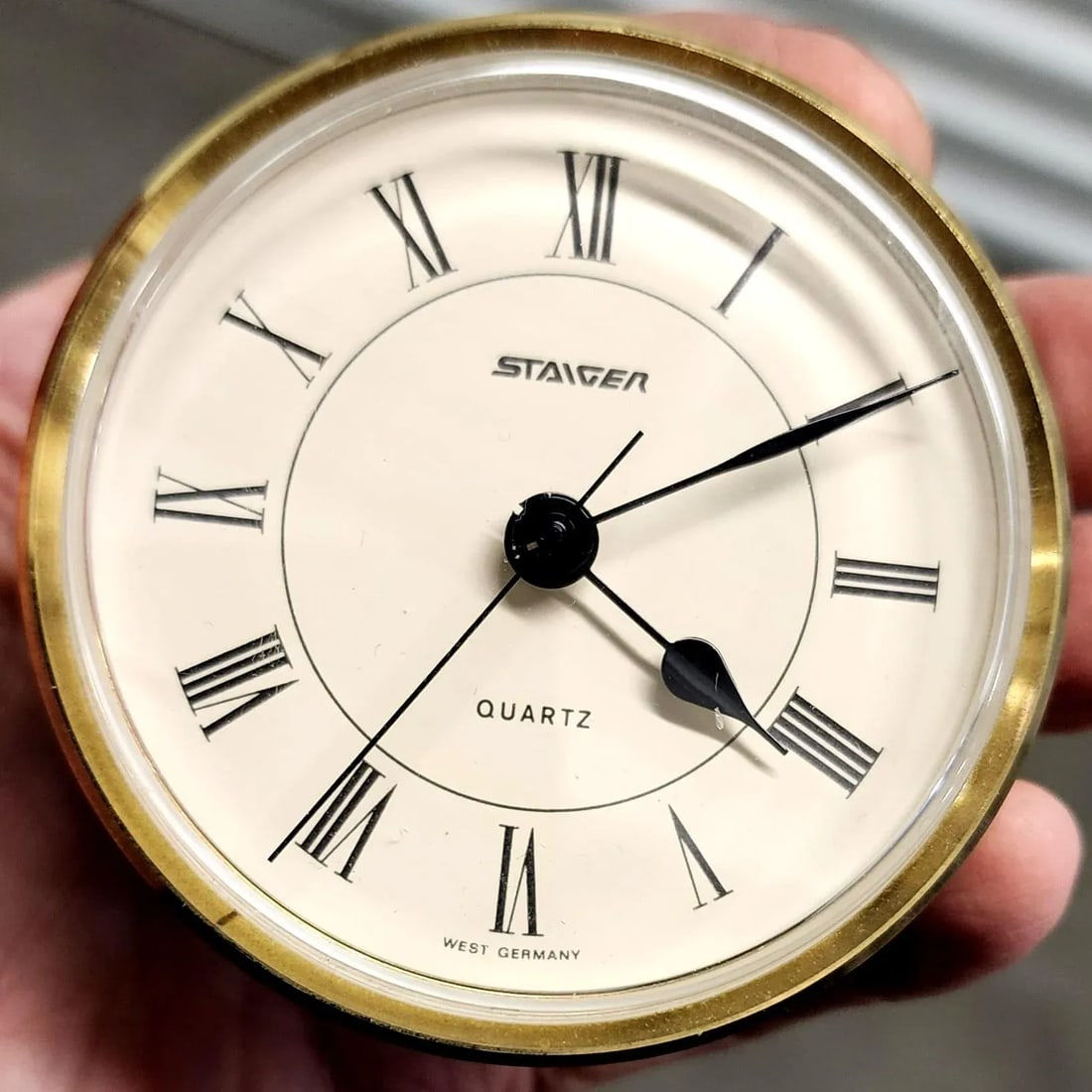 Handsome Vintage Steiger Round Quartz Clock & Fine French Square Lead Crystal - 7