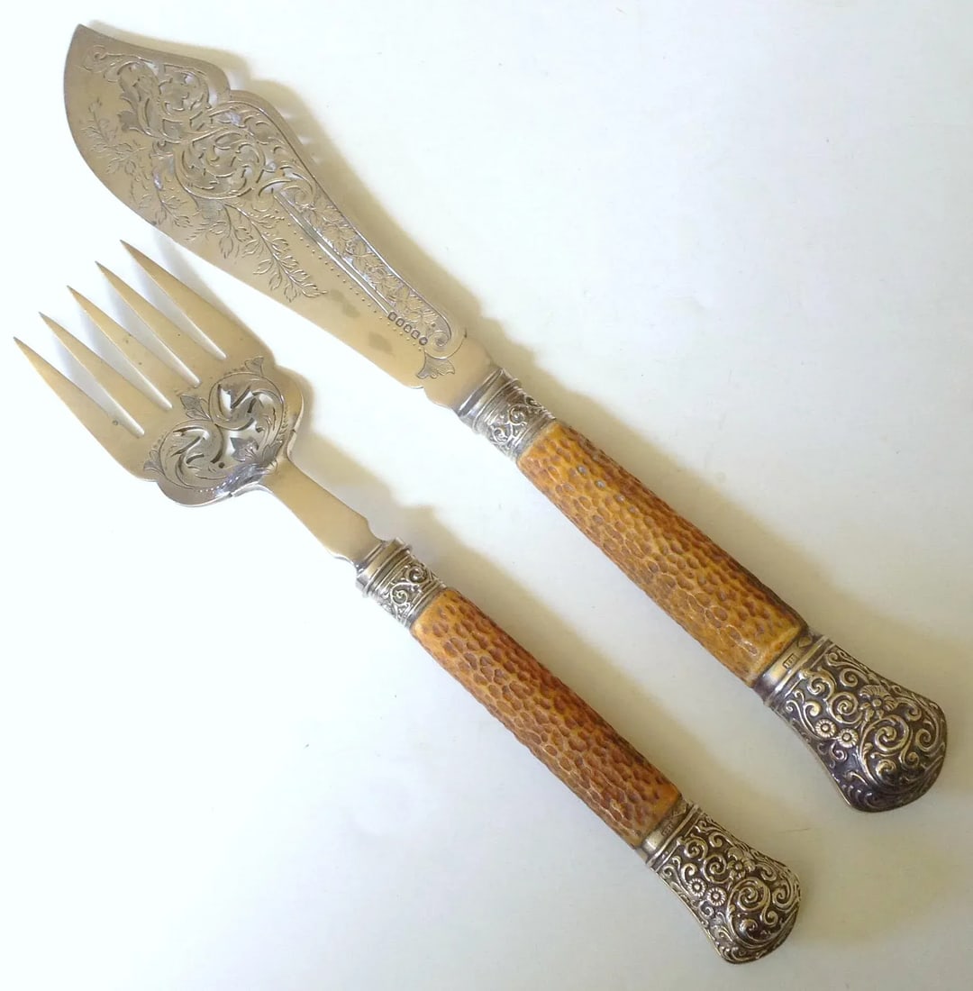 19th C. English Fish Servers, Pair - 6