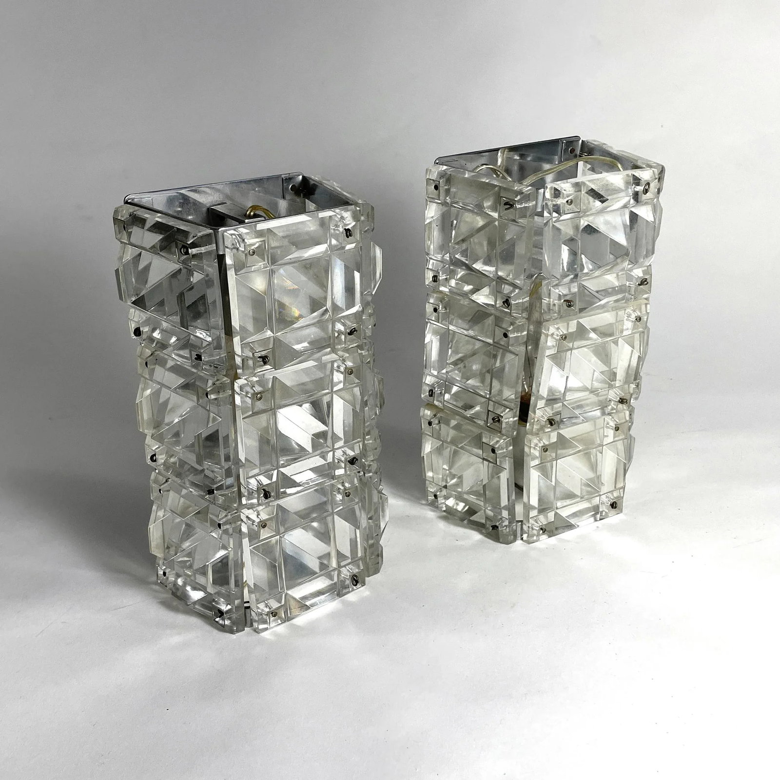 Pair of New Old Stock Italian Cut Glass Sconces in Original Boxes - Mid-Century - 6