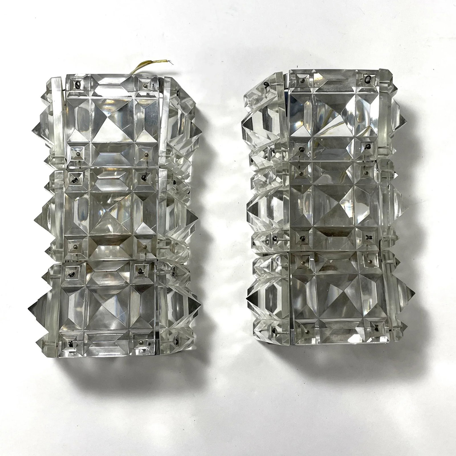 Pair of New Old Stock Italian Cut Glass Sconces in Original Boxes - Mid-Century - 8
