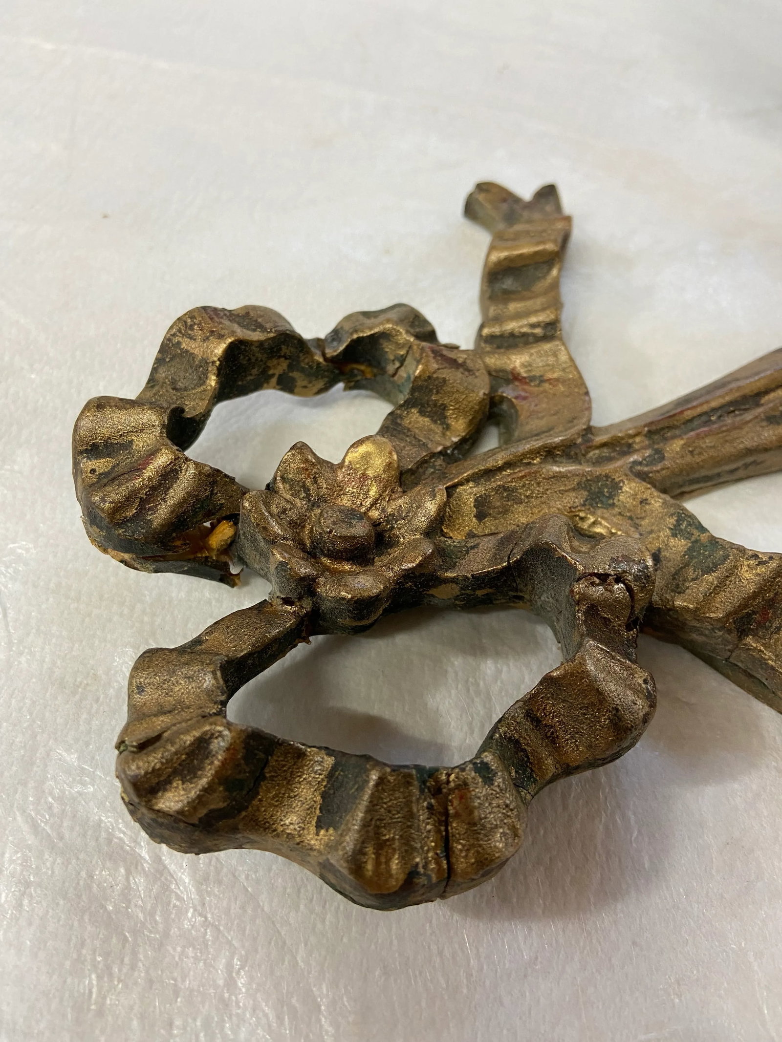 Carved and Gilt Italian Wall Candle Sconce - 8