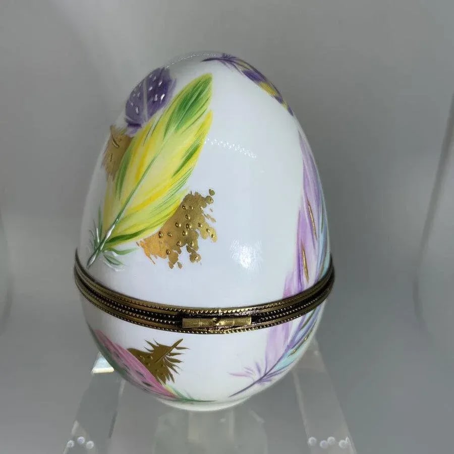Laure Selignac Porclain Gilt & Painted Limoges Egg Trinket Box - 3