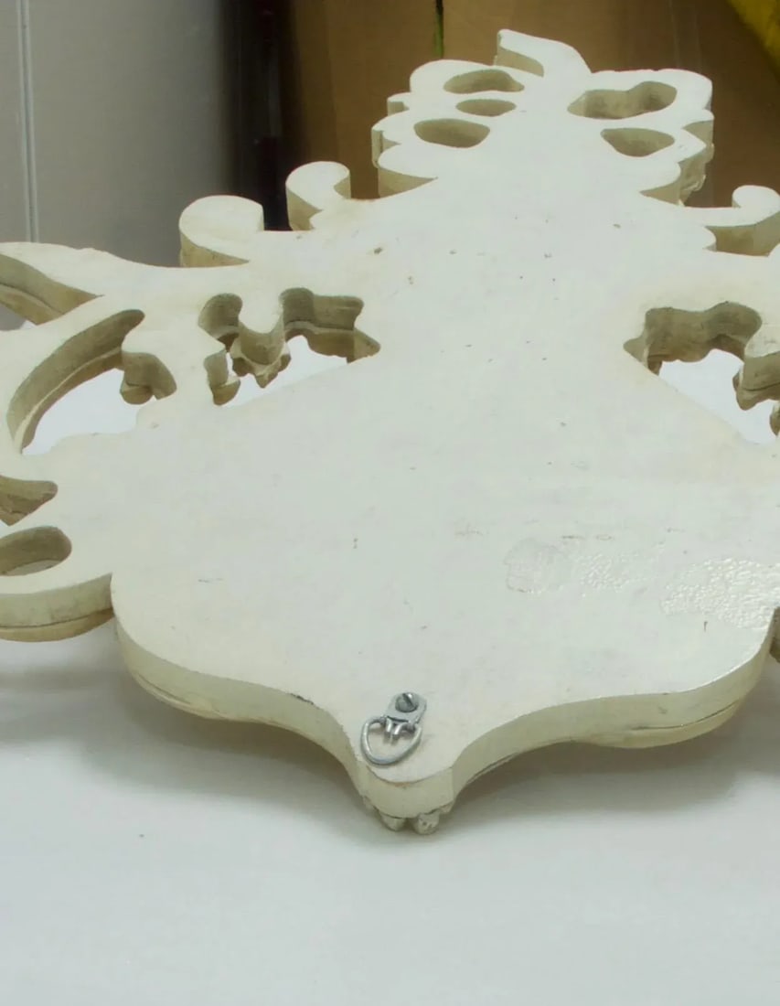 French Provincial Leaf and Scroll Wall Shelf - 4