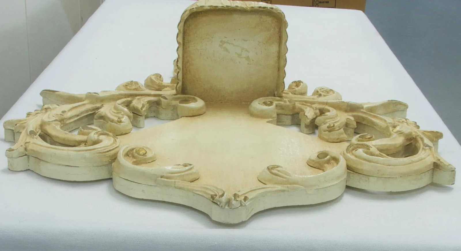 French Provincial Leaf and Scroll Wall Shelf - 6